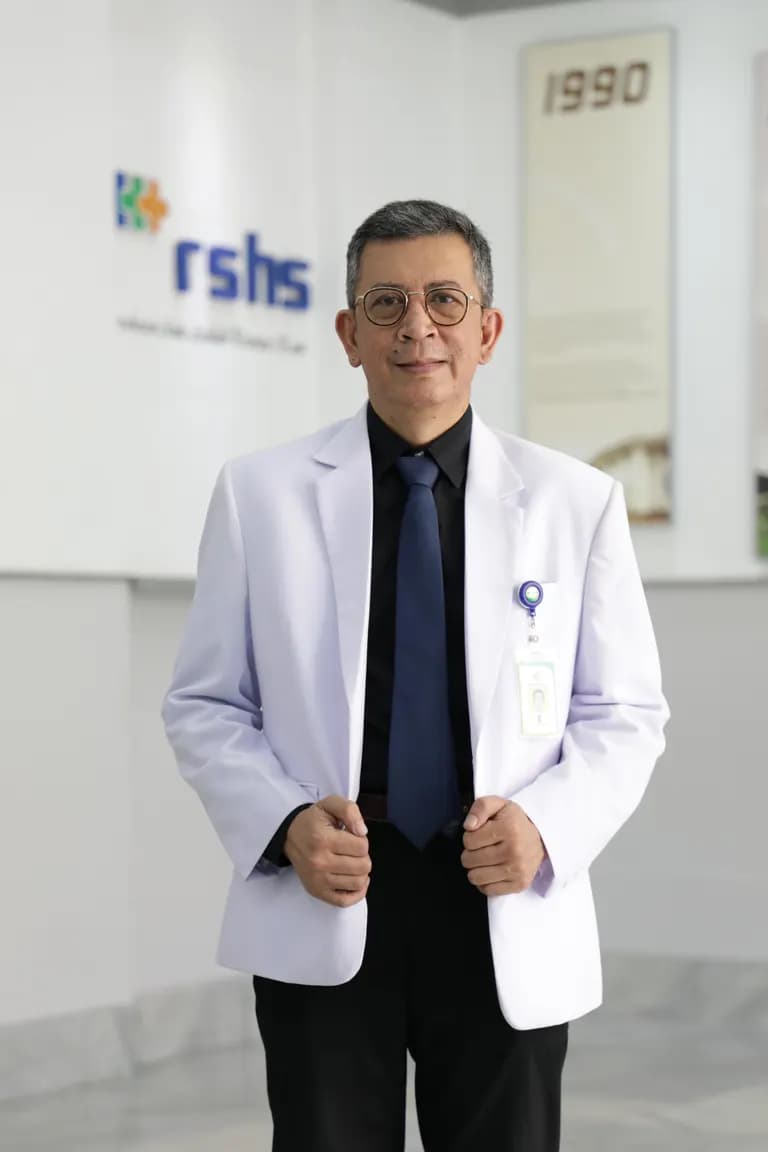 Dr. dr. Erwin Pradian, Sp.An-TI., Subsp.T.I. (K)., Subsp.An.R. (K)., M.Kes.